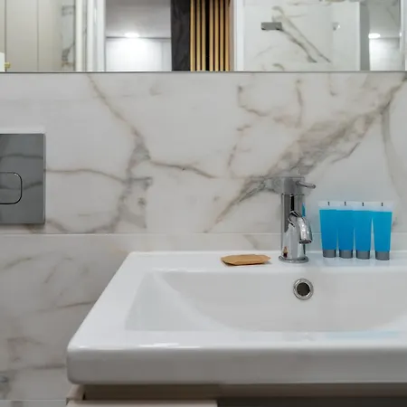 Spodek Stylish By Bookinghost Apartment *