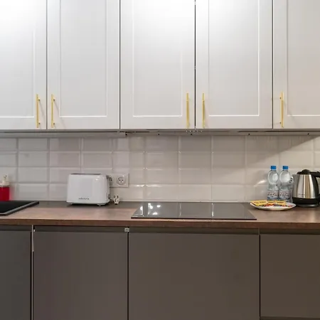 Apartment Spodek Stylish By Bookinghost