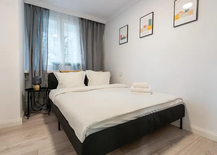 Apartment Spodek Stylish By Bookinghost
