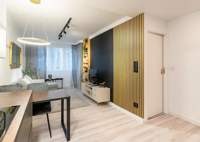 Spodek Stylish By Bookinghost Apartment *